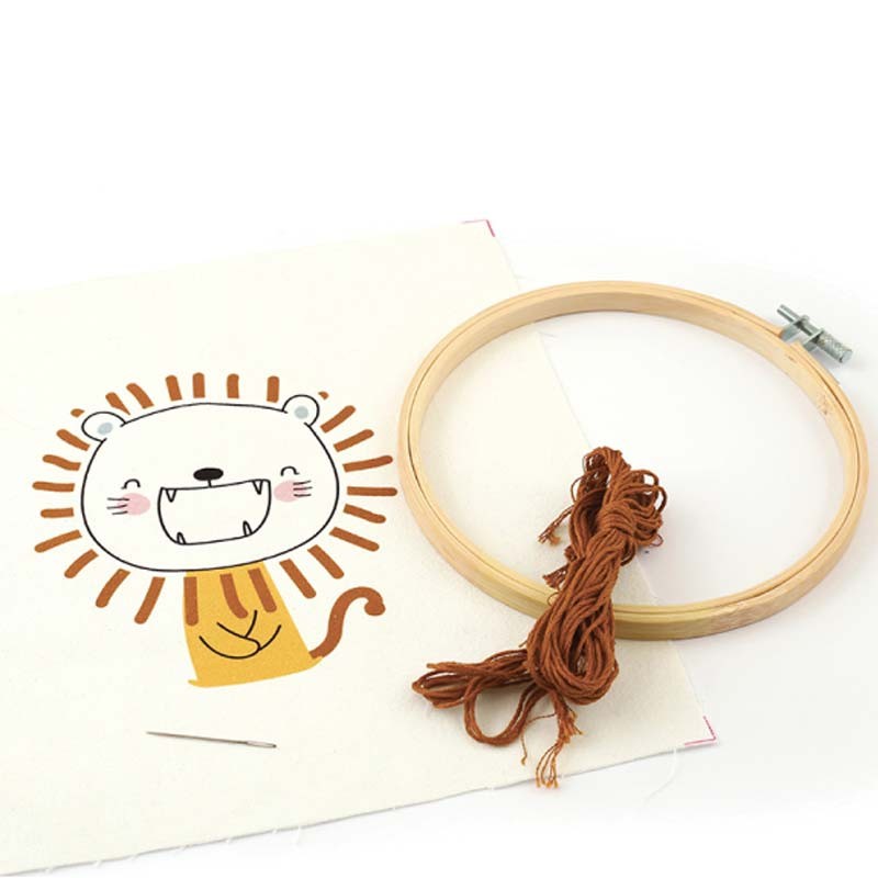 Kit broderie Lion Sauvage