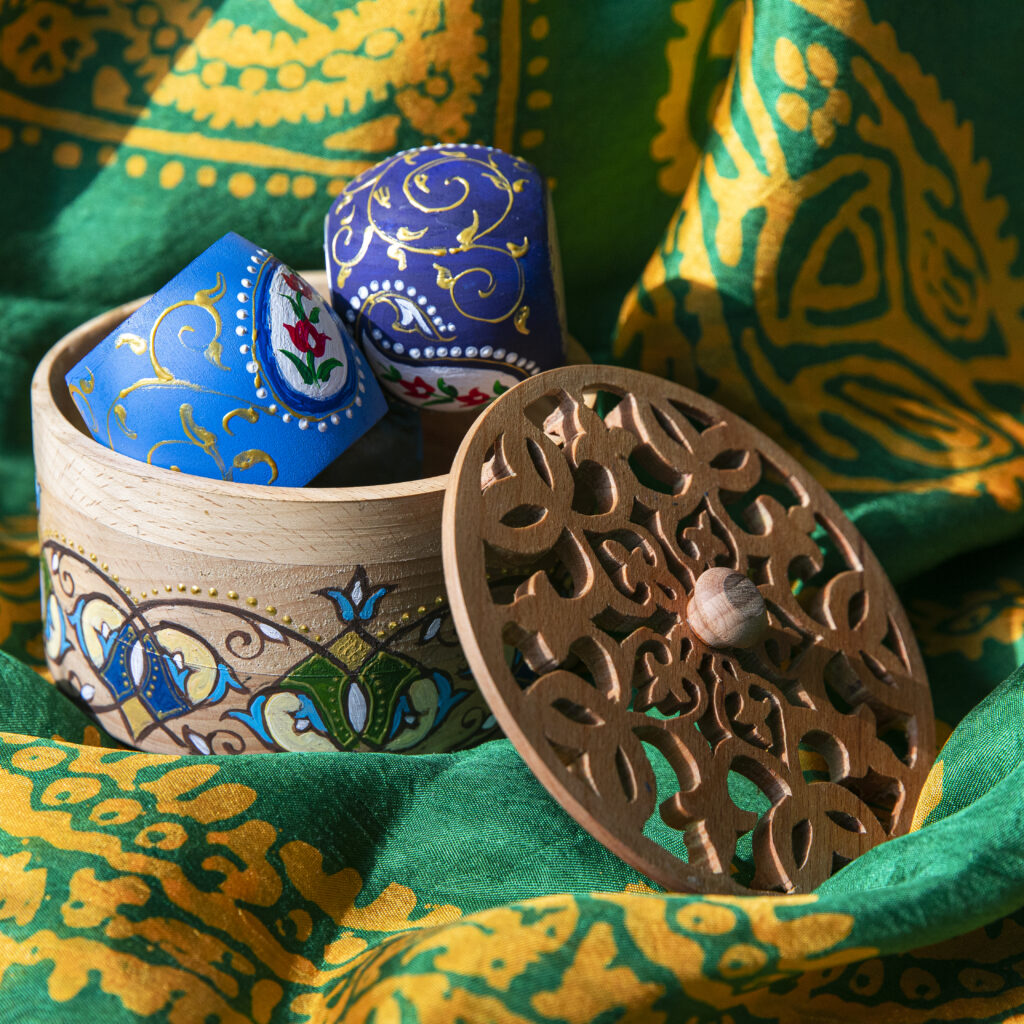 Cutiile de bijuterii și cutiile din carton – decor și ambalaj de Crăciun