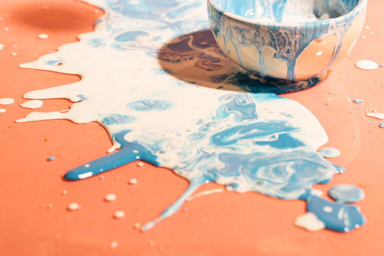 Tehnica pouring cu culori acrilice