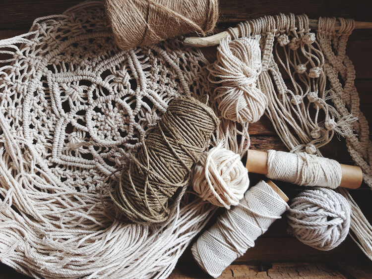 ghid macrame