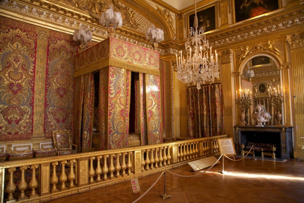 Camera regelui cu dormitorul regelui, creată în 1701, Ludovic al XIV-lea Castelul Versailles